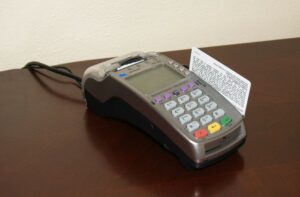 Cómo Solicitar la Tarjeta de Crédito Travel Rewards de Bank of America